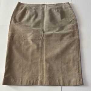 Newport News Leather Skirt Womens Sz 12  A Line Beige Soft Lined Mini 100% Pig